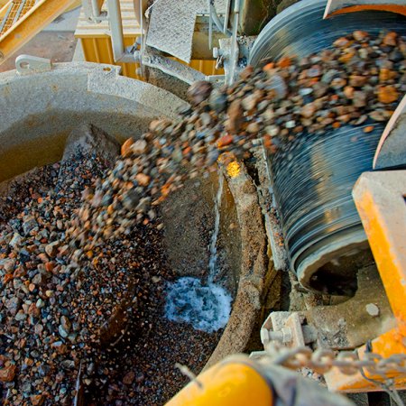 Metal processing machine operator