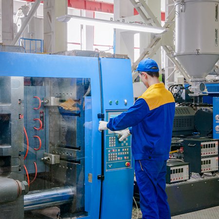 Plastics processing machine operator