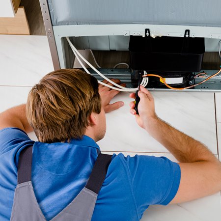 Electric household appliance servicer