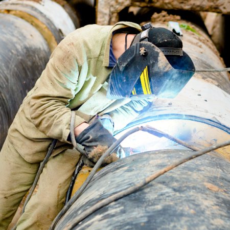 High pressure welder
